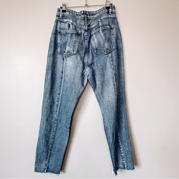 Cotton On High 90's Distressed Mid Wash Jeans Size 8 - Picture 4 of 6